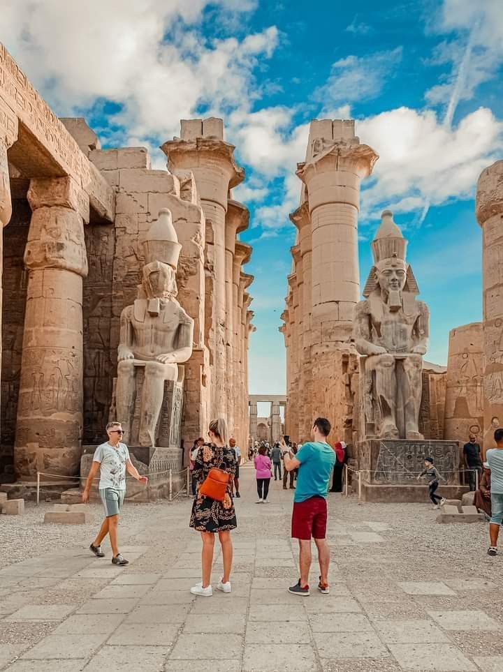 From Hurghada: Luxor Tailor Made Private Tour with Guide