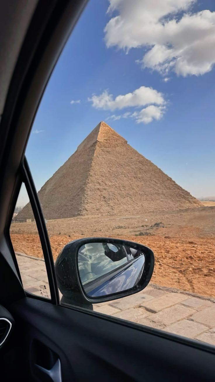 Hurghada: Cairo Day Trip by Flight, Pyramids, Sphinx & Museum - Image 2
