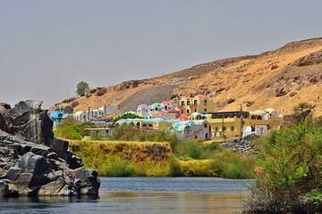 Aswan: Nubian Village Tour by Motorboat