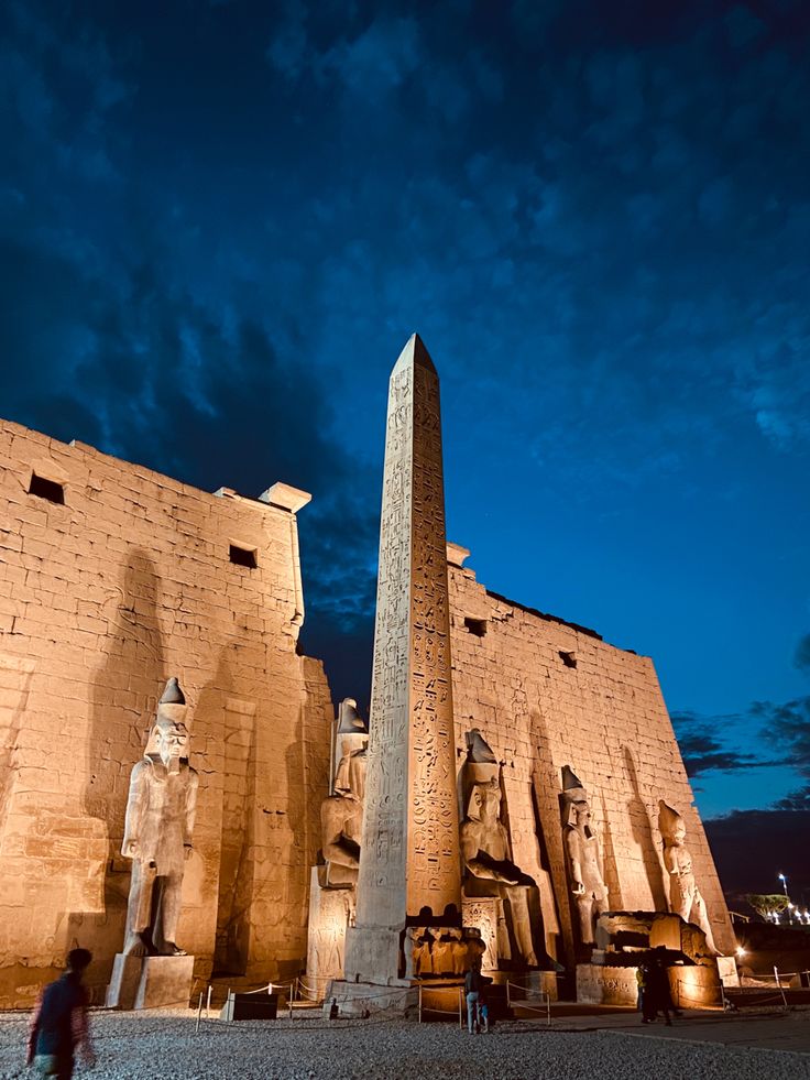Luxor: West & East Banks & Tut's Tomb Private Full-Day Tour - Image 4